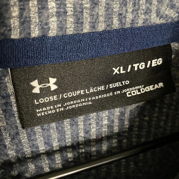 Under Armour UA mens XL navy blue long sleeve 1/4 Zip Pullover with pockets - Picture 3 of 10